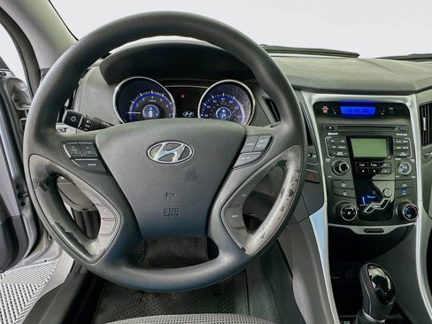 Used 2011 Hyundai Sonata GLS image 11