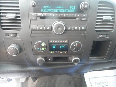 Used 2011 Chevrolet Silverado 2500 LT w/ Interior Plus Package image 12