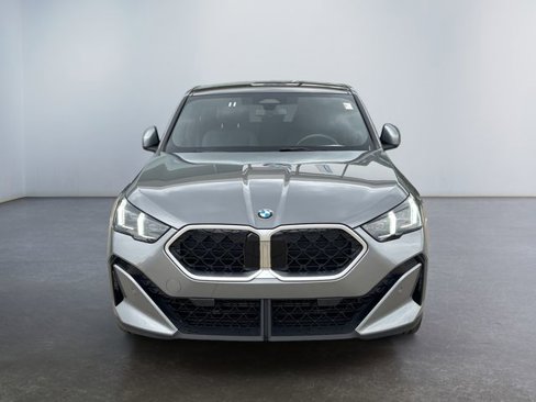 Certified 2025 BMW X2 xDrive28i w/ Convenience Package image 9