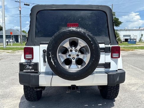 Used 2018 Jeep Wrangler Unlimited Sahara image 4