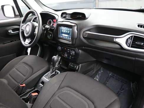 Used 2021 Jeep Renegade Latitude image 14