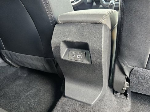 Certified 2025 Subaru Crosstrek 2.5i Sport w/ Crosstrek Mirror Package image 11