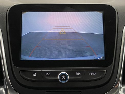Used 2018 Chevrolet Equinox Premier image 23