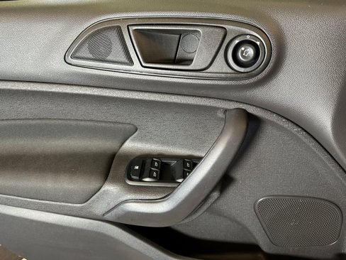 Used 2019 Ford Fiesta SE w/ Equipment Group 201A image 18