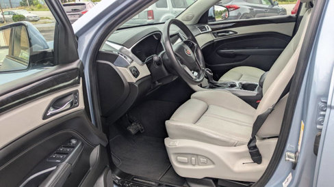 Used 2014 Cadillac SRX Performance w/ Driver Awareness Package image 27