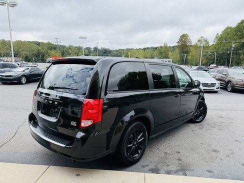Used 2019 Dodge Grand Caravan GT image 4