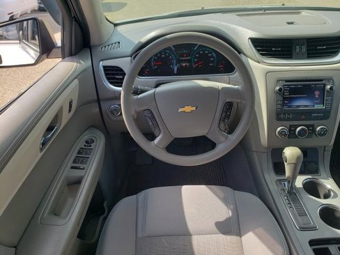 Used 2017 Chevrolet Traverse LS image 18