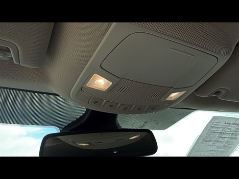 Used 2023 Ford Edge SEL image 17