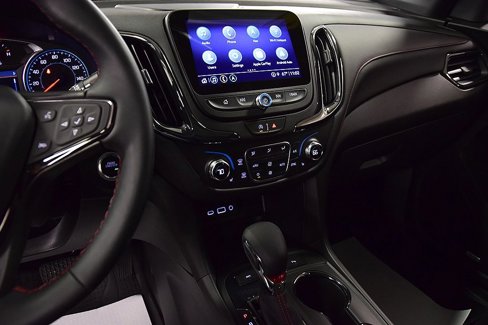 Used 2024 Chevrolet Equinox RS w/ RS Leather Package image 21