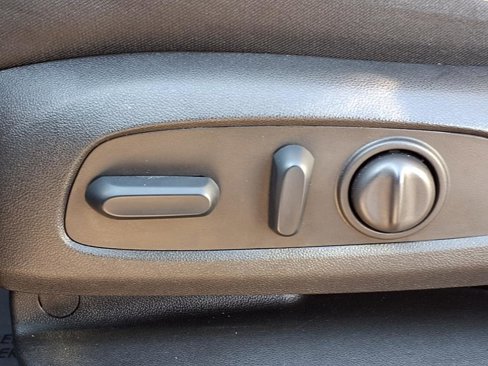 Used 2023 Chevrolet Equinox LT image 15