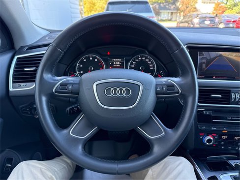 Used 2016 Audi Q5 2.0T Premium Plus image 19