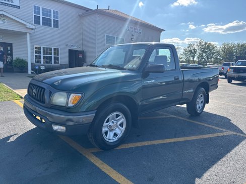 Used 2002 Toyota Tacoma 2WD Regular Cab image 2