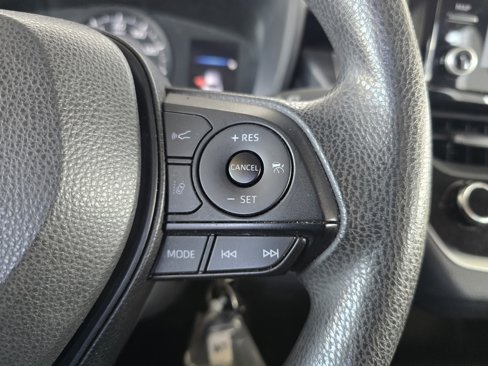 Used 2022 Toyota Corolla L image 12