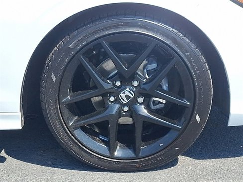 Certified 2025 Honda Civic Sport image 8