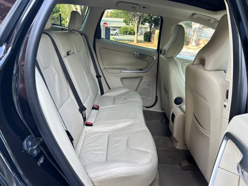 Used 2013 Volvo XC60 3.2 image 35