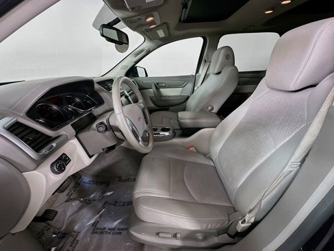 Used 2015 GMC Acadia SLE image 27