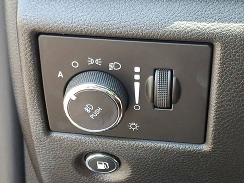 Certified 2019 Jeep Grand Cherokee Altitude image 24