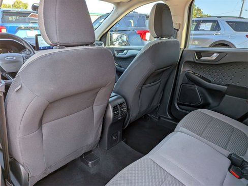 Used 2020 Ford Escape SE image 25