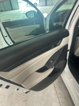 Used 2018 Honda Accord LX image 22