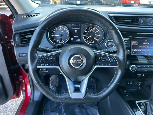Used 2020 Nissan Rogue SV w/ Premium Package image 24