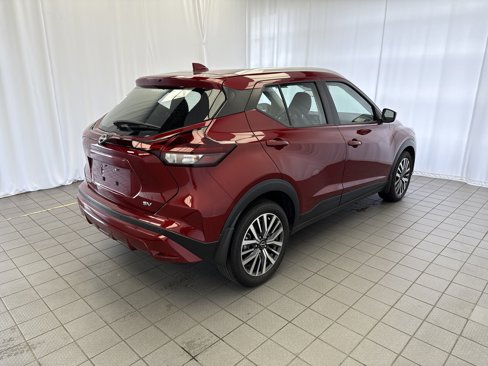 Used 2024 Nissan Kicks SV image 4