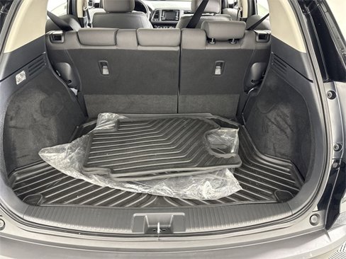 Used 2022 Honda HR-V LX image 14