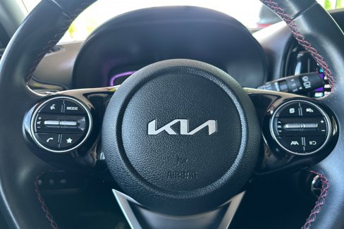 Used 2023 Kia Soul GT-Line image 29