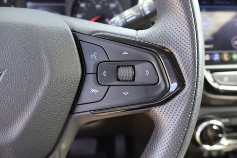Used 2022 Chevrolet TrailBlazer LT w/ Convenience Package image 13