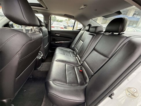 Used 2016 Acura TLX V6 SH-AWD w/ Technology Pkg image 24