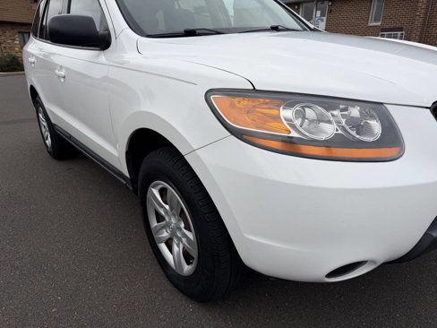 Used 2009 Hyundai Santa Fe GLS image 5