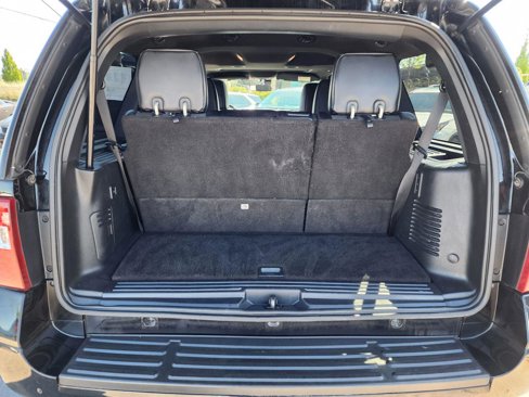 Used 2017 Ford Expedition Limited image 10