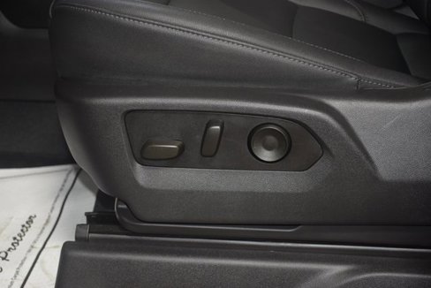 Used 2024 Chevrolet Silverado 1500 RST w/ Convenience Package II image 39