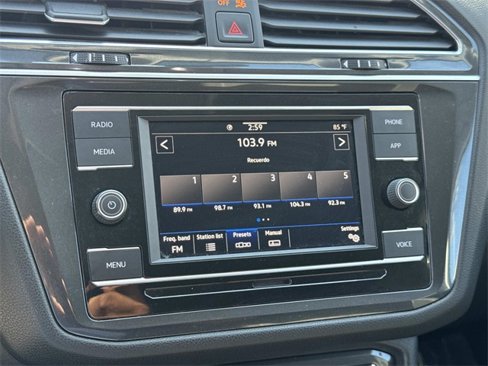 Certified 2022 Volkswagen Tiguan S image 20