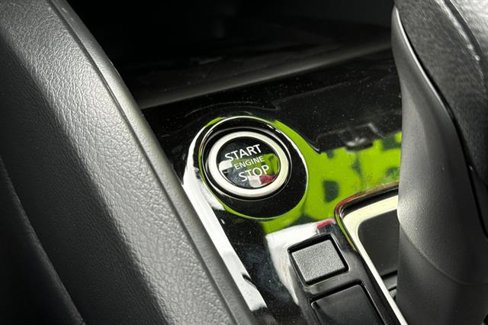 New 2025 Nissan Versa SV w/ Trunk Package image 22