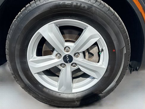Used 2022 Kia Sorento LX image 31