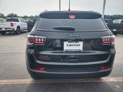 New 2025 Jeep Compass Latitude w/ Altitude Special Edition image 4