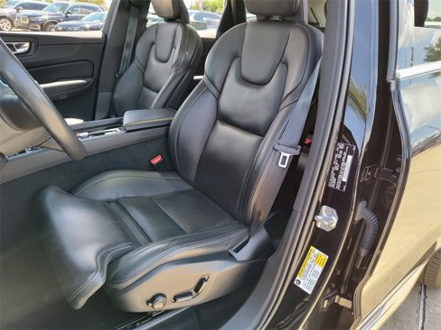 Used 2022 Volvo XC60 B5 Inscription w/ Advanced Package image 23