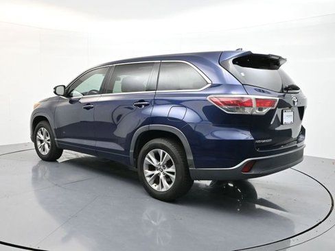 Used 2016 Toyota Highlander Plus image 7