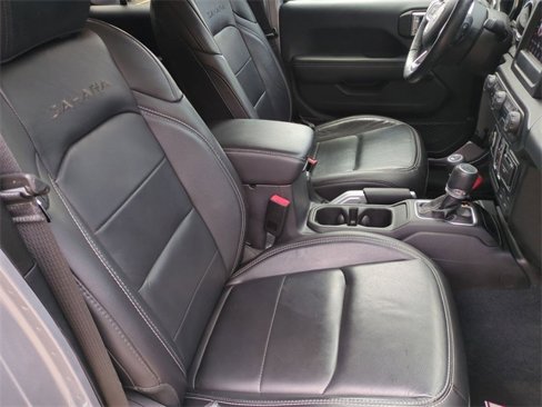 Used 2019 Jeep Wrangler Unlimited Sahara w/ LED Lighting Group image 25