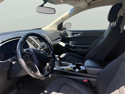 Used 2017 Ford Edge SEL image 12