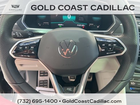 Used 2022 Volkswagen Tiguan SE R-Line image 18
