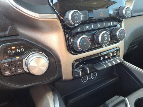 Used 2020 RAM 1500 Laramie image 19