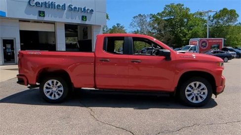 Certified 2022 Chevrolet Silverado 1500 Custom image 9