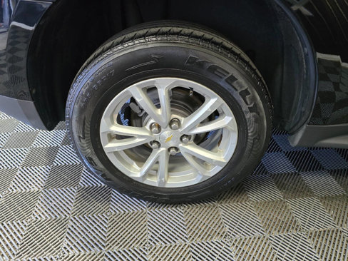 Used 2017 Chevrolet Equinox LS image 34