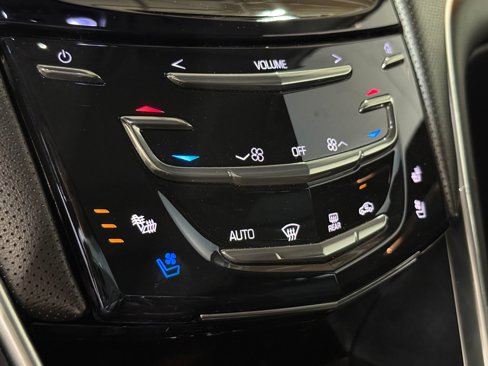 Used 2013 Cadillac XTS Luxury w/ Driver Awareness Package image 30