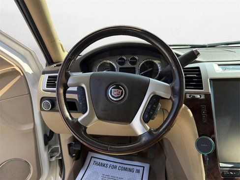 Used 2011 Cadillac Escalade EXT Premium image 12