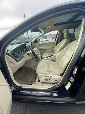 Used 2015 Volvo XC60 T5 w/ Proximity Package image 24