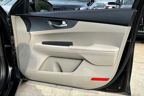 Certified 2020 Kia Forte LXS image 20