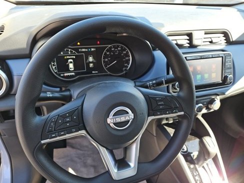 New 2025 Nissan Versa SV w/ Trunk Package image 18