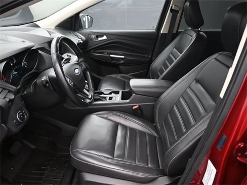 Used 2019 Ford Escape SEL image 10